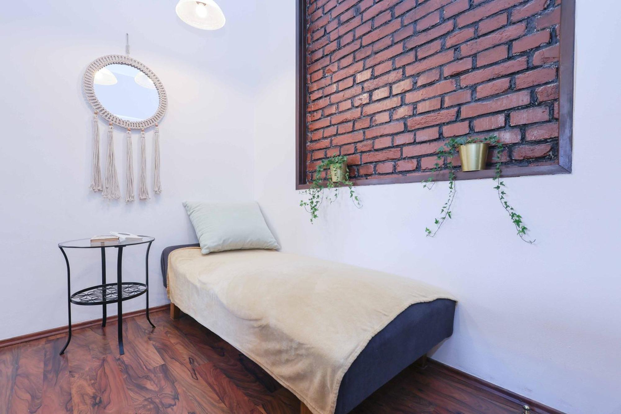 Cozy & Spacious Family Stay Near Train Station Bratislava Esterno foto